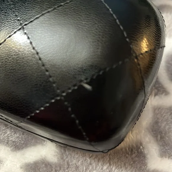 CHANEL Quilted glass case Excellent condition - Picture 7 of 7